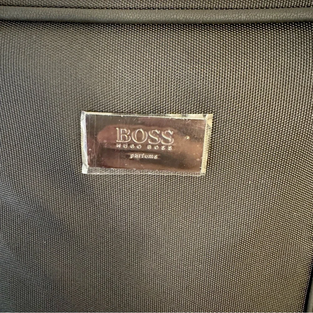 Hugo Boss Parfums Duffle Stylish Weekender Bag Travel Overnight Shoulder Strap